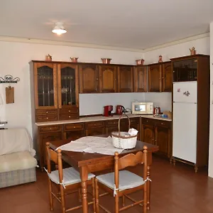 casalinda.hotelitalianriviera.com/