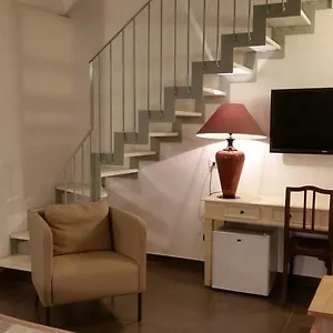Up Room&suite 2*, Lecce Italia